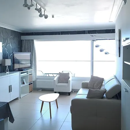 Modern With Beautiful Sea View - 9th Floor Apartment